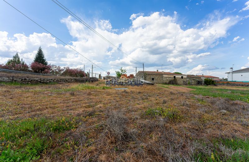 Foto d277436e-a4bb-498a-b382-901f165bdc4f. Masia a calle gamones 9 a Moralina