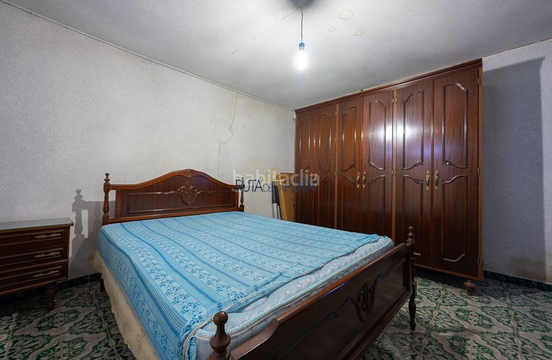 Foto f04a1671-589c-4114-b9aa-a8e1de175799. Masia a calle gamones 9 a Moralina