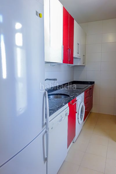 Foto 0b3d22c4-2ebe-48eb-bf53-72dfd7f4735c. Affitto attico in calle colón 17 in Los Bloques Zamora