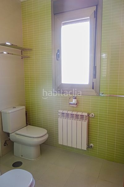 Foto 2842587b-fba8-41a4-ab31-6f432be18c78. Location attique dans calle colón 17 dans Los Bloques Zamora