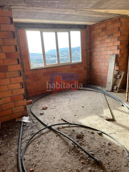 Foto 35b60a6d-e900-4e49-8eb4-4c70f599d0bf. House in As Lagoas Ourense