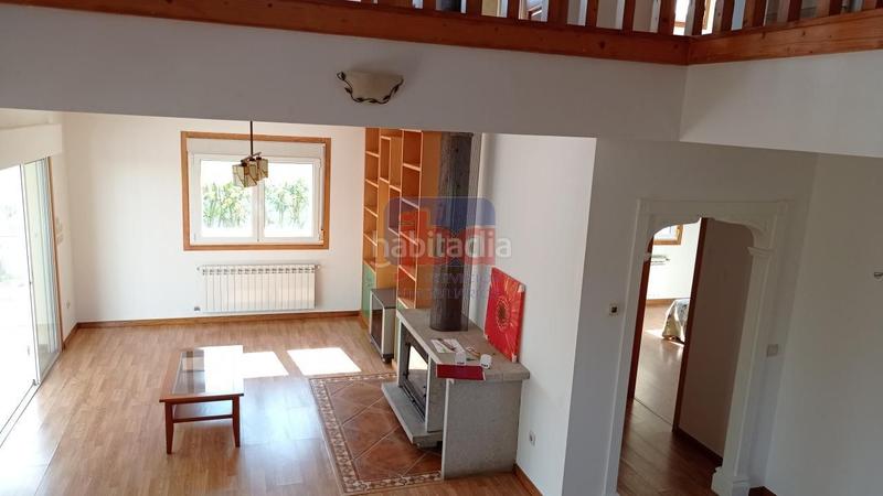 Foto 7b6fb445-6543-4f0b-9418-f60441b942a1. Chalet en Coles
