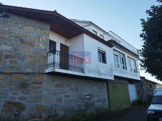Casa a Toén