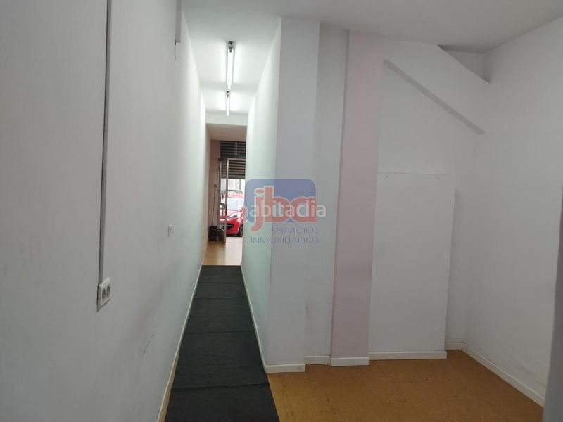 Foto 5812380e-2fd8-4ce3-b21a-4eefe7daeadf. Local comercial amb calefacció a Couto Ourense