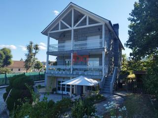 Chalet in Toén