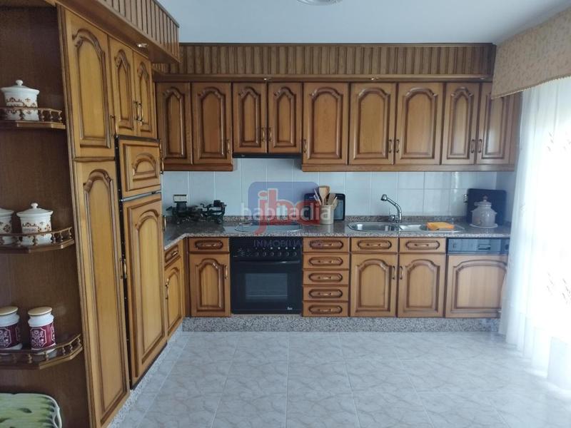 Foto 93ba9c84-45ba-4376-852b-ec1f16de29f0. Chalet en Toén