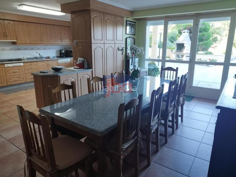 Foto 86a9ef4d-f164-4d35-a621-7dbfa751dec2. Chalet con riscaldamento parcheggio piscina in Toén