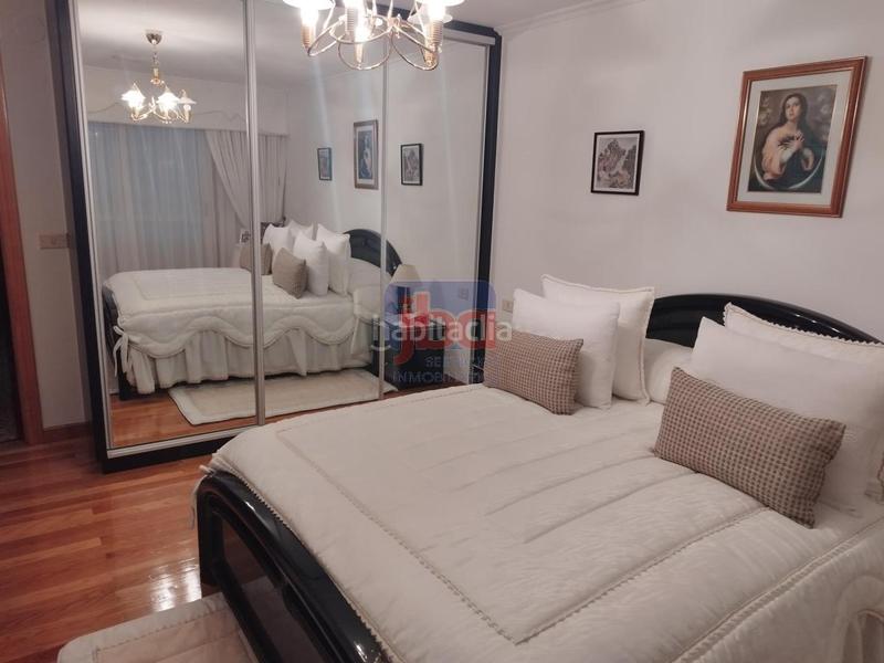 Foto 880246c8-1e12-46d4-b1ab-6ea576bf6728. Chalet con riscaldamento parcheggio piscina in Toén