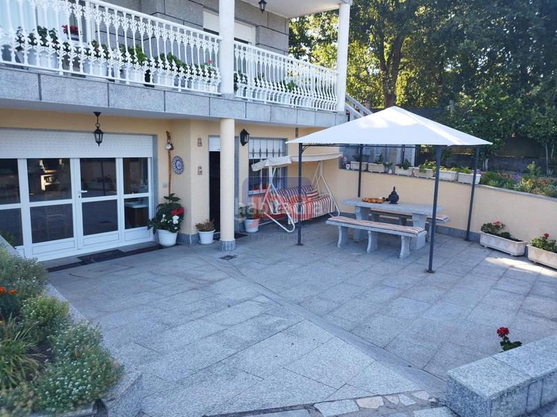 Foto 8f91fbf9-6aee-454f-85bb-a0c83d1d8f7d. Chalet con riscaldamento parcheggio piscina in Toén