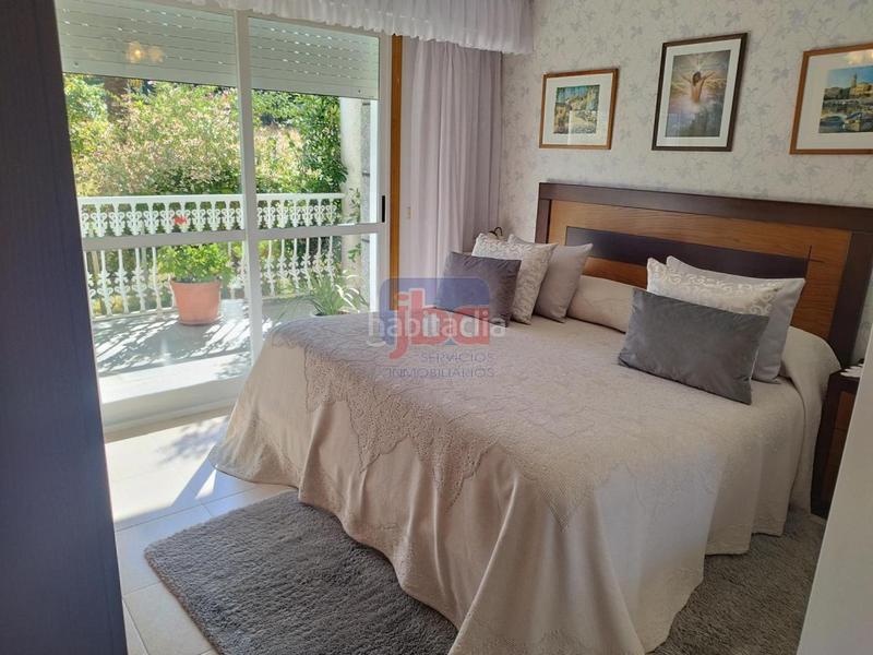 Foto c16bf0ef-5c34-43d3-a40b-2b80f9f17927. Chalet con riscaldamento parcheggio piscina in Toén