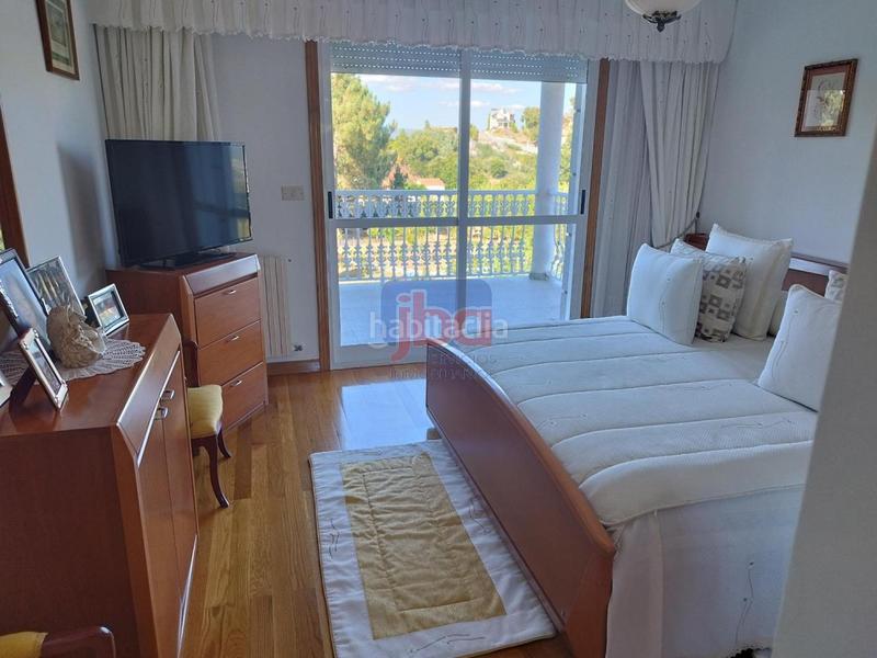 Foto c33a42a4-252d-4960-803b-be6c4090d65c. Chalet con riscaldamento parcheggio piscina in Toén