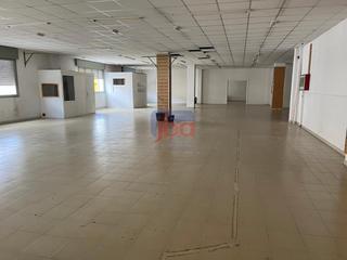 Lloguer Local Comercial a Posío