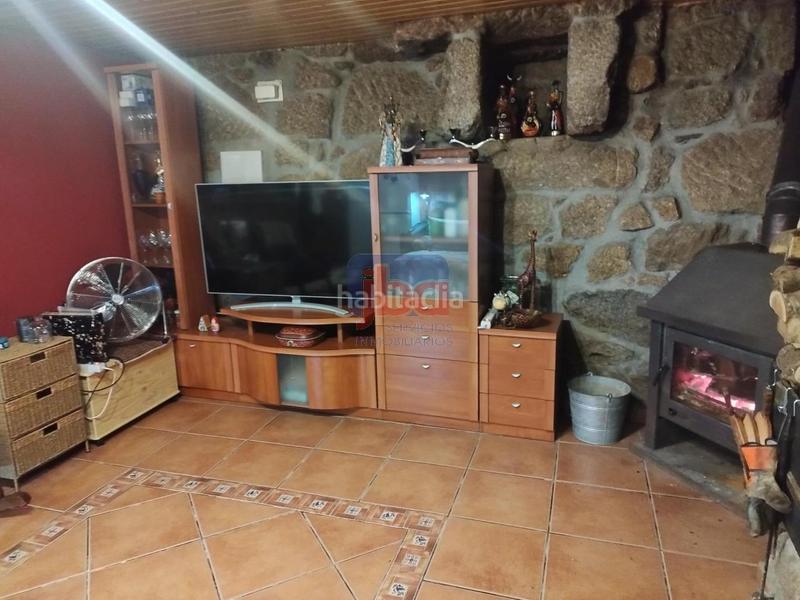 Foto 79fe0111-5a31-43b3-b2d9-3fb7998ac6f0. Casa en Castrelo de Miño