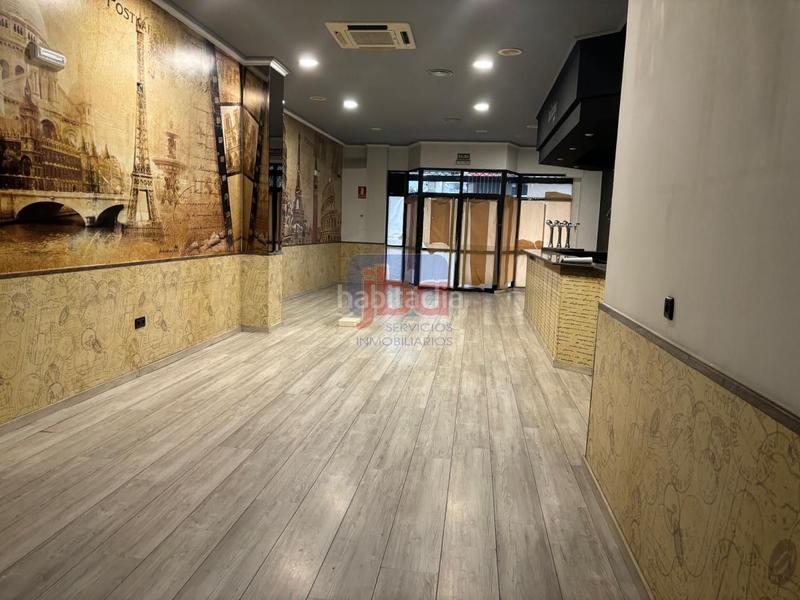 Foto adbbfefc-5d3c-4a49-ac4d-0991aa83f404. Location local commercial avec chauffage dans Posío Ourense