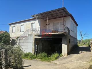 Casa a Castrelo de Miño