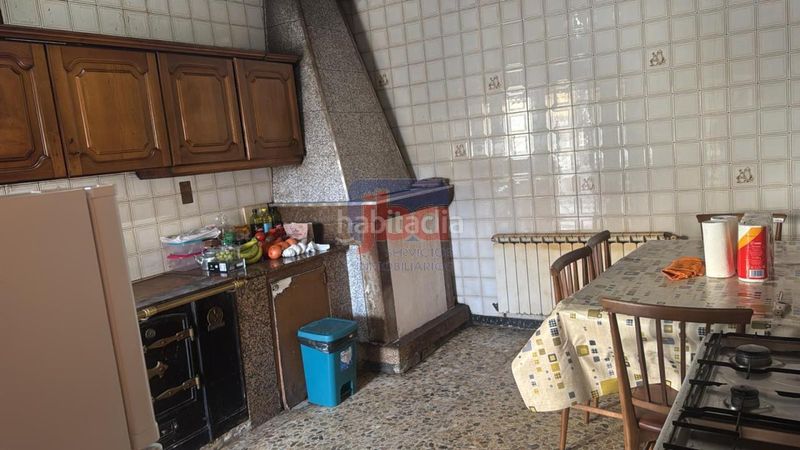 Foto bfc8feb4-67e6-4031-80c3-f4e666c5f0ac. Casa amb calefacció aparcament a Sandiás