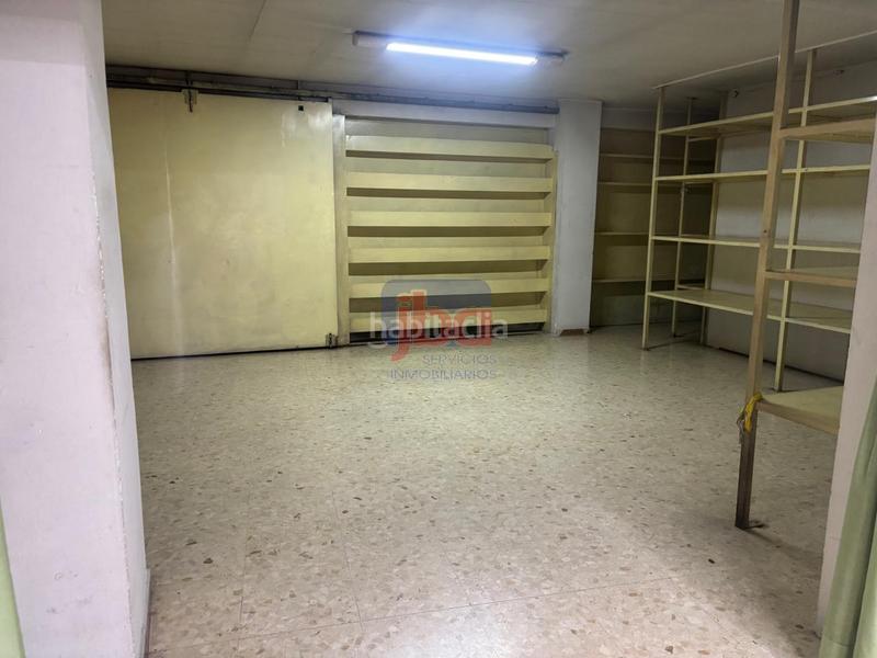 Foto 0986d38c-e342-4fa6-81f2-399a2b30d2d8. Alquiler local comercial en Centro Ourense