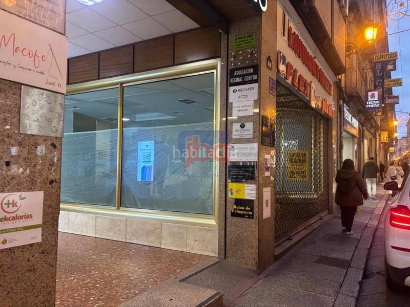Foto 9dd8af30-1c82-4d81-b366-74b5b03ed1c3. Alquiler local comercial en Centro Ourense