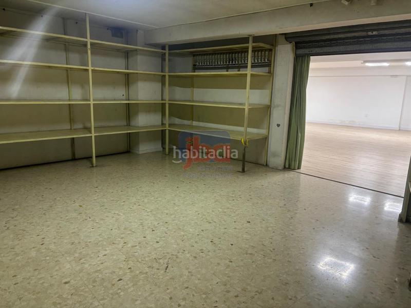 Foto c6836663-d921-4e0c-bc5d-0d30fa3eca65. Alquiler local comercial en Centro Ourense