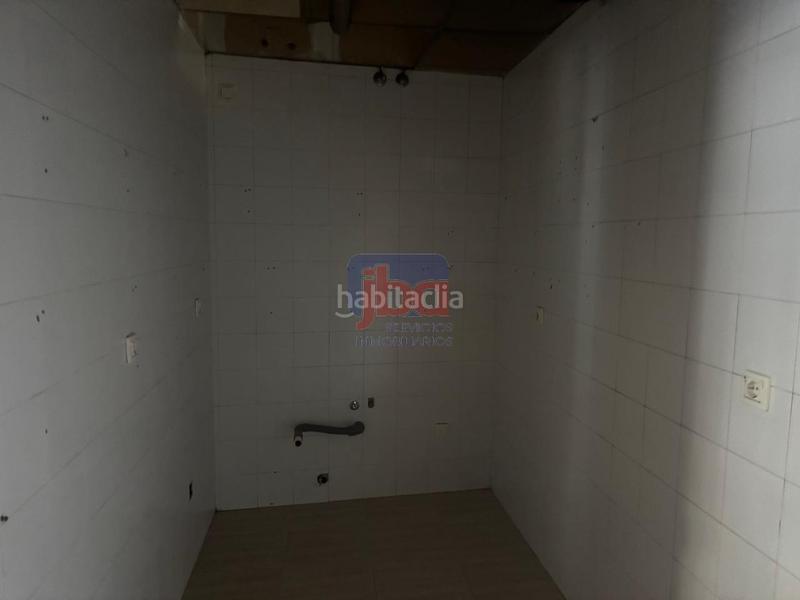 Foto 623cea8c-bf5e-4d31-95e7-043d6f299a6f. Alquiler local comercial en Couto Ourense