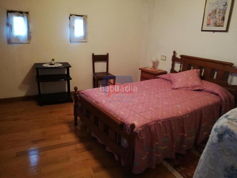 Foto d33c3c4a-a9c5-4e9c-9f0b-ee3c91eb150a. Masía en Toén