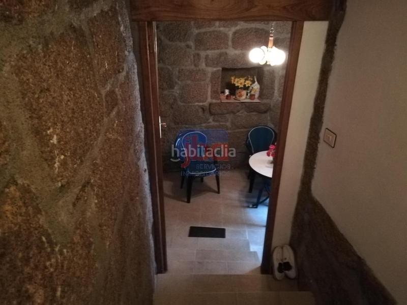 Foto ed15e072-ed53-477a-a2bd-fafa1341b05b. Masía en Toén