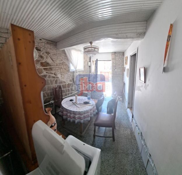 Foto 6b9e51bd-b140-4515-9540-afd533117510. Casa con riscaldamento in Peroxa (A)