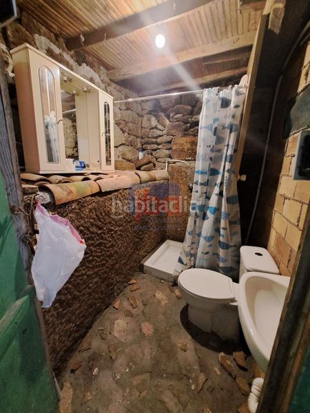 Foto b64da2ae-29e4-4169-b203-ae1cdab47554. Casa con riscaldamento in Peroxa (A)