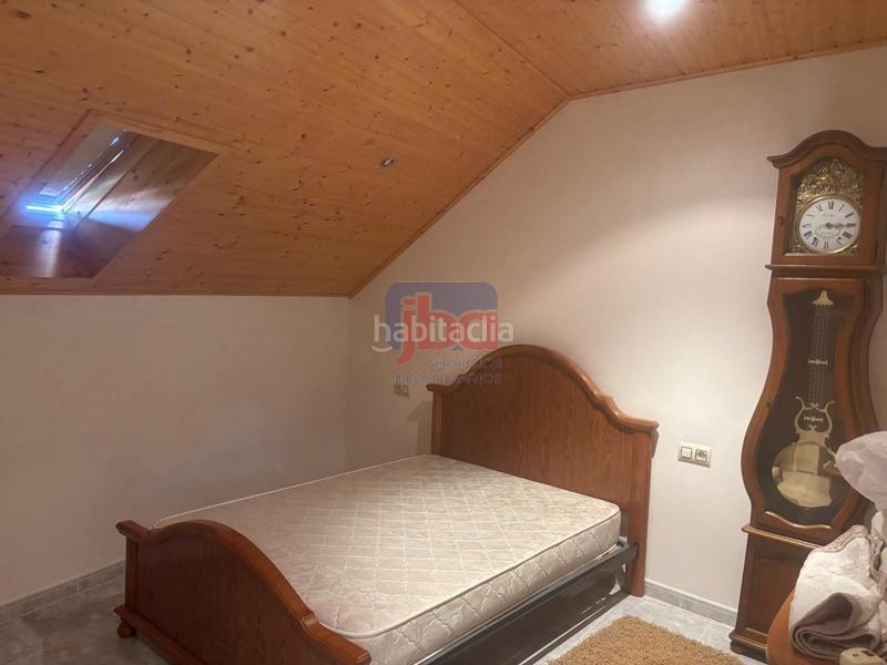 Foto 61ed5eee-d371-45d3-8d26-aaee42ef436b. Piso en Celanova