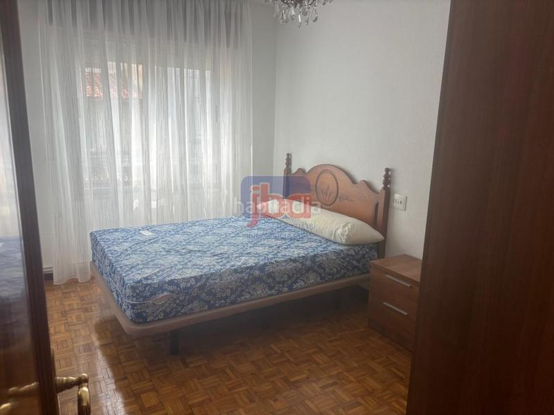 Foto 2d850b70-6502-4f11-8e80-555d6c90d3b8. Rent flat with heating in Posío Ourense