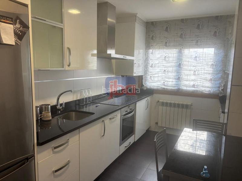 Foto 21d6abed-2c63-4d74-b583-61bdbe8a1275. Alquiler apartamento en Mariñamansa Ourense