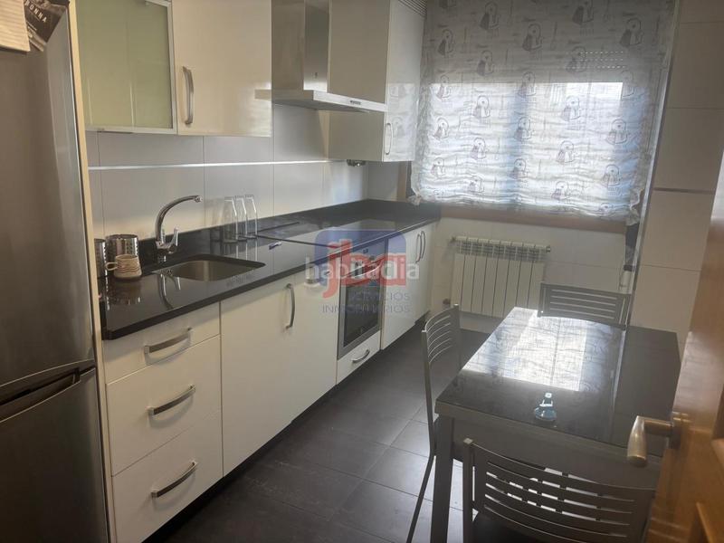 Foto 4d94c9e2-1c1d-4aed-b53a-0663c780f447. Alquiler apartamento en Mariñamansa Ourense
