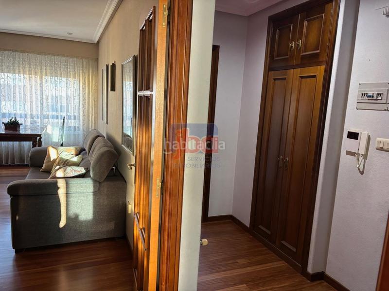 Foto 4baeb6dc-6e67-46b3-a047-8f24b047abb8. Location appartement avec chauffage parking dans Couto Ourense