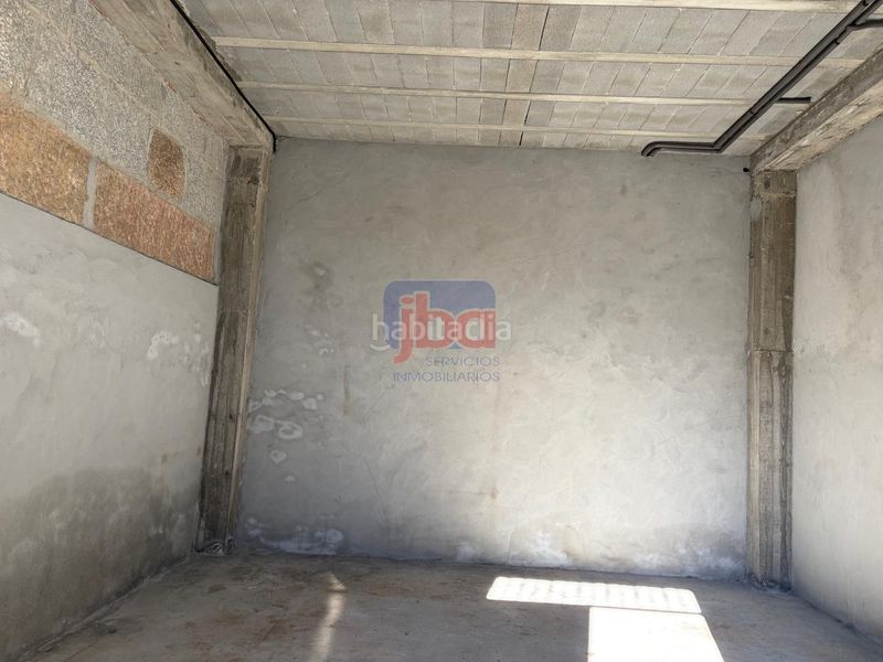 Foto f1b9b63f-283c-4100-9c57-d2bd044c9932. Casa amb calefacció aparcament a Merca (A)