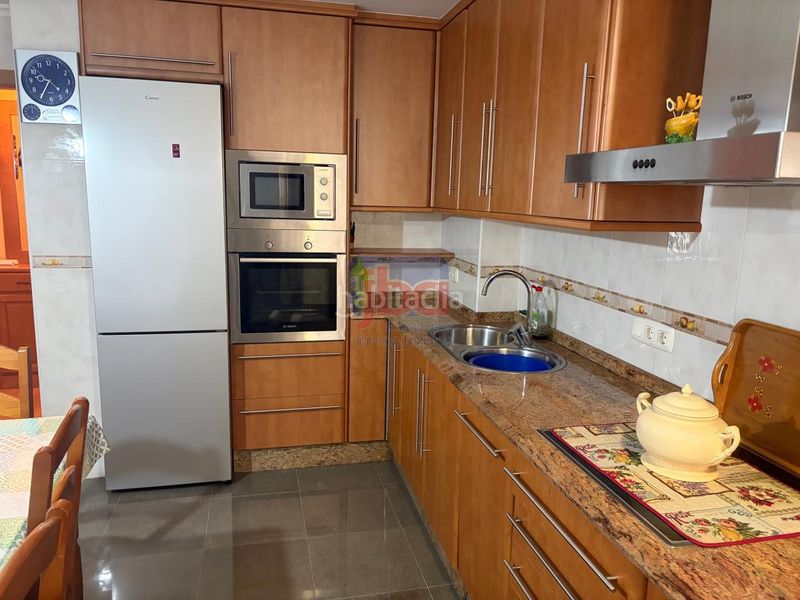 Foto a9e67b76-e118-48c7-a91e-b333497988db. Piso en Couto Ourense