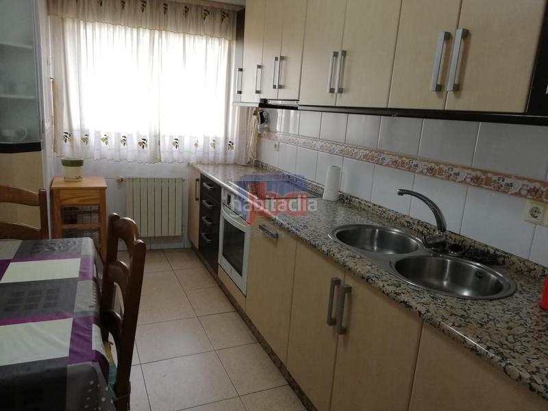 Foto b8df5925-6e09-4bed-bbf3-16fc59ee09c1. Duplex avec chauffage parking dans Posío Ourense