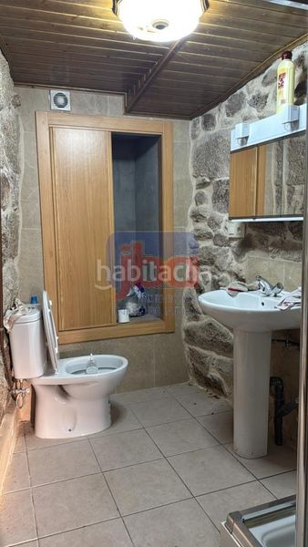 Foto 5a7698f8-1b04-4e59-a0c1-db7c9bfdbd7f. Casa amb calefacció aparcament a Vilar de Santos