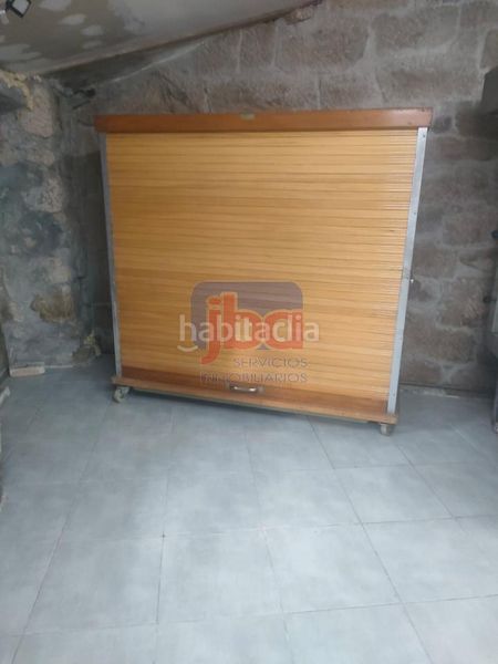 Foto d96f9ea6-6229-498f-847b-0312054791b7. Local comercial a Coles