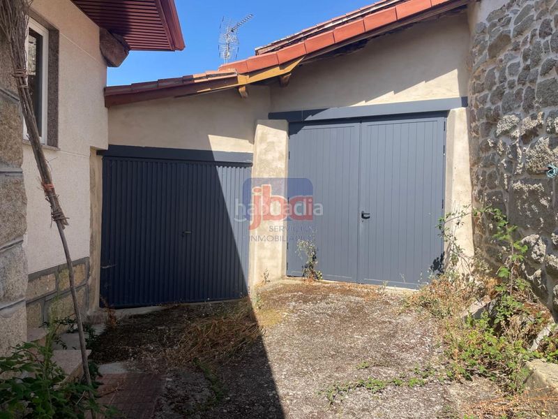 Foto 04ea8104-239f-4e2d-b8a5-8c2e5f8c999e. Casa amb calefacció aparcament a Pereiro de Aguiar (O)