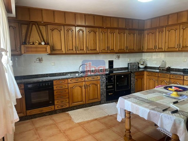 Foto 5241a68e-220b-4802-8823-d6bd1dd08cd6. Casa amb calefacció aparcament a Pereiro de Aguiar (O)