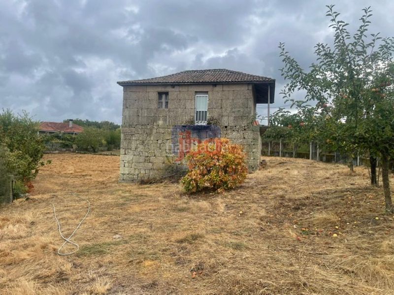 Foto 5dd3ec89-924a-4a13-aa15-bc024c40129e. Casa amb calefacció aparcament a Pereiro de Aguiar (O)