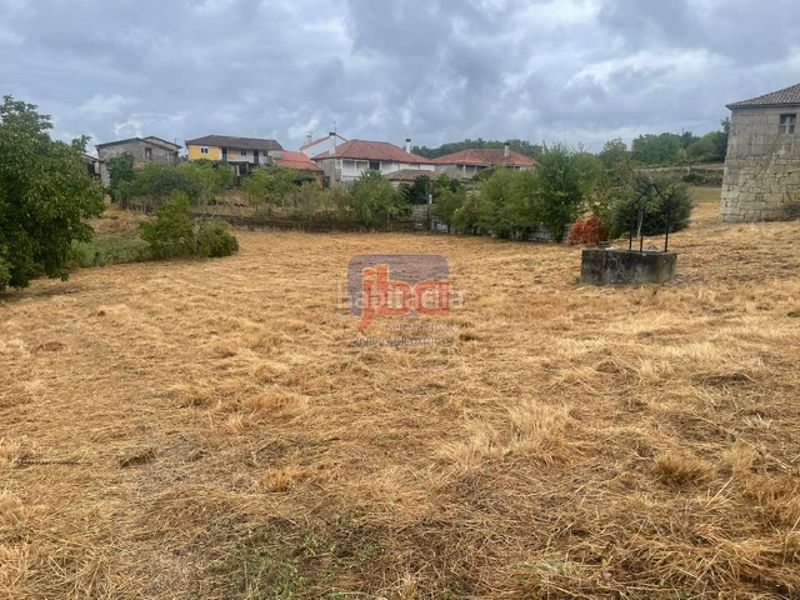 Foto 70fd8aba-ad67-4845-800a-2d76bea61f07. Casa amb calefacció aparcament a Pereiro de Aguiar (O)