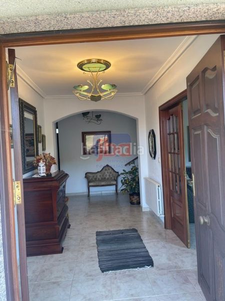 Foto e4d57731-a51b-4492-8301-495fbcea0085. Casa amb calefacció aparcament a Pereiro de Aguiar (O)