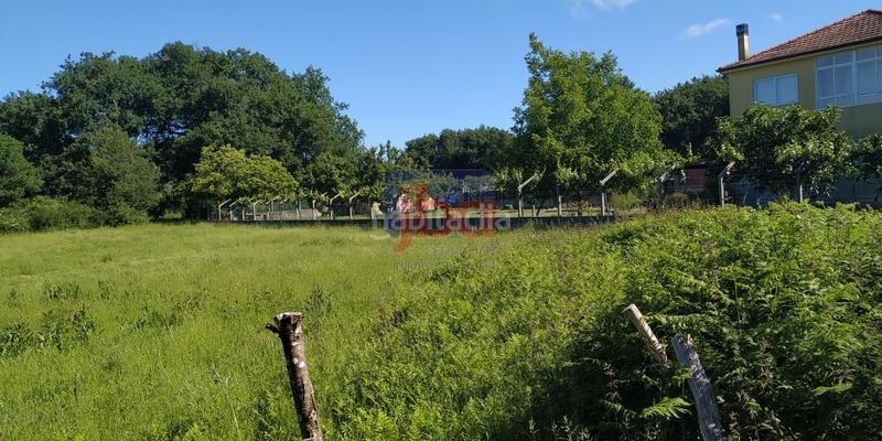 Foto 978f2fa2-df83-46c1-ab8d-ebfb209405d1. Terreno residencial en Vilamarín