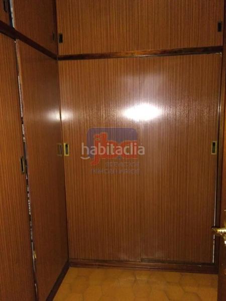 Foto 7c28c21f-7584-4b97-a321-fd467fc56e72. Piso en Centro Ourense