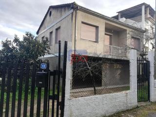 Casa a Amoeiro
