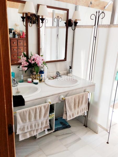 Foto 40093ad7-b9ce-43c3-a315-78ad4237701c. Chalet con camino riscaldamento parcheggio piscina in Santa Marta de Tormes