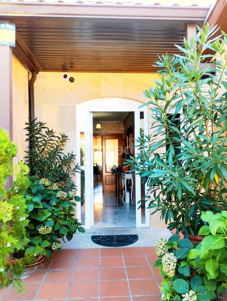 Foto 993900e1-83e9-4fd8-8bd5-b74b9f7fc66a. Chalet con camino riscaldamento parcheggio piscina in Santa Marta de Tormes