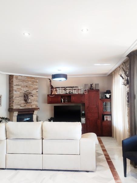 Foto a866a9db-73c2-4bb4-9b62-343311590ba6. Chalet con camino riscaldamento parcheggio piscina in Santa Marta de Tormes