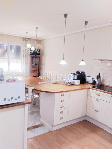 Foto cf006521-2f93-4905-9eb8-eaebfef58cbb. Chalet con camino riscaldamento parcheggio piscina in Santa Marta de Tormes